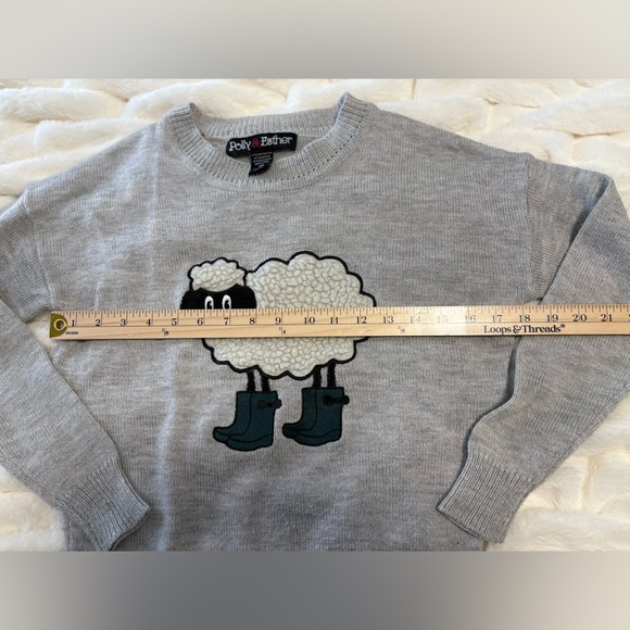 Vintage Polly & Esther Fluffy Lamb in Green Boots: Your new Favorite Sweater - Picture 5 of 6